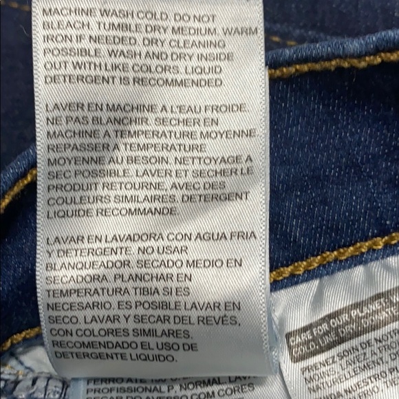 Levi’s Strauss & CO. Blue Stretchy Blue Jeans - Picture 4 of 7